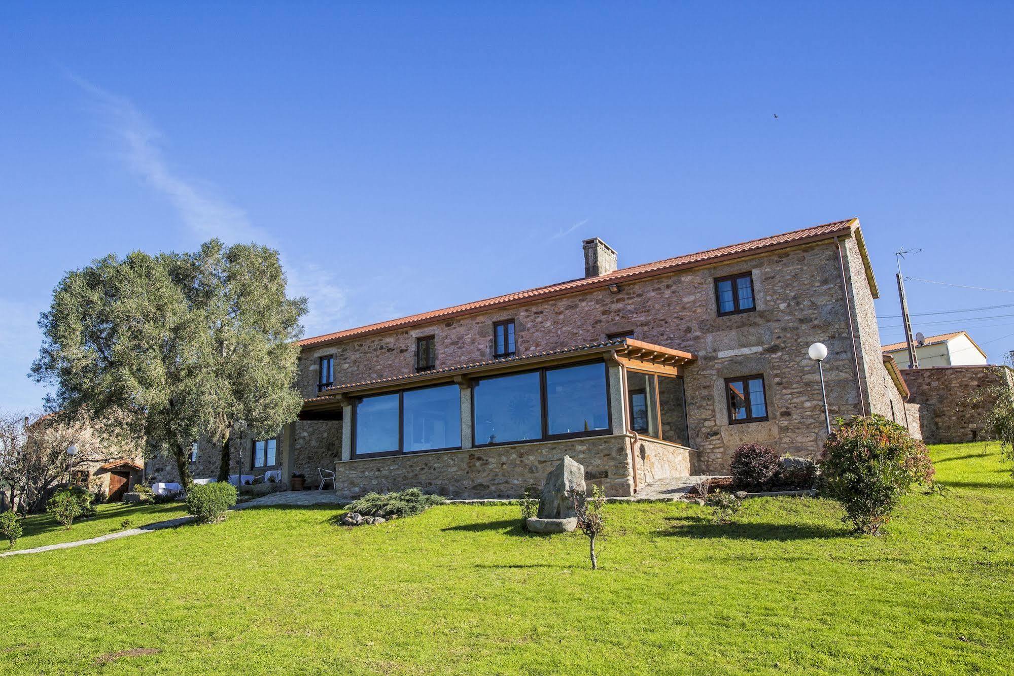 Casa Castineira Pensionat Muxía Eksteriør billede